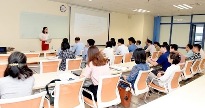 Giảng viên đại học hạng I hệ số lương từ 6.20 đến 8.00